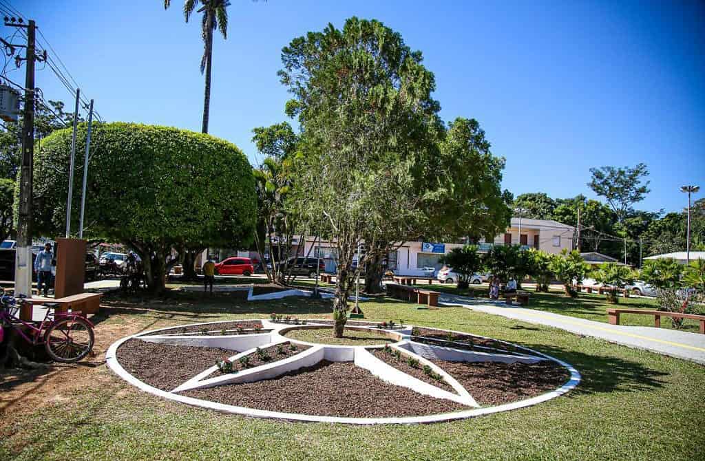 Leo de Brito e Bira entregam Praça Getúlio Vargas revitalizada Acre Agora acreagora com